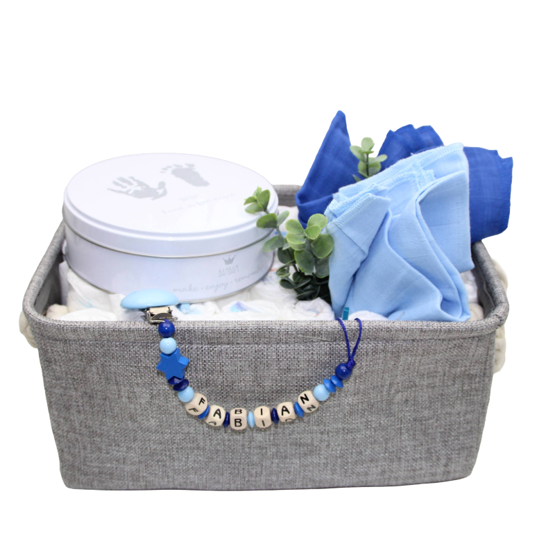 Geschenkkiste mit Windeln und Abdruckset für Babys in blau