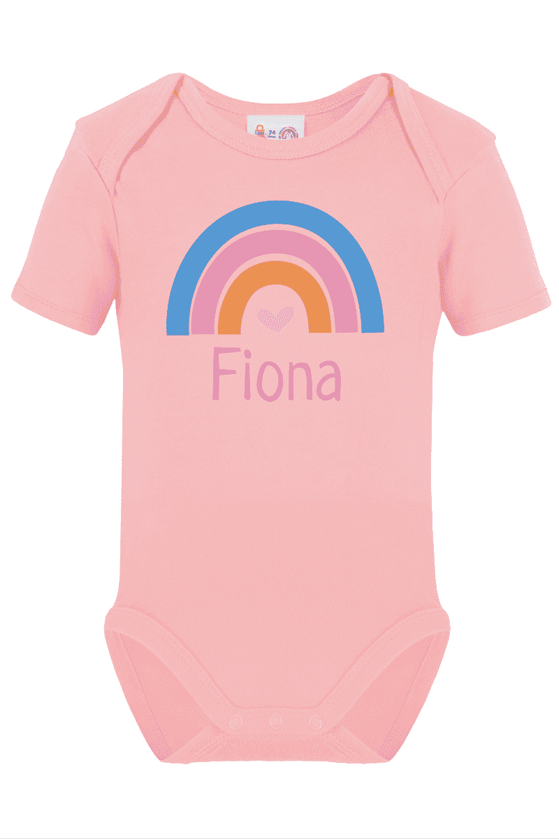 Kurzarm-Body bedruckt mit Name und Regenbogen pink